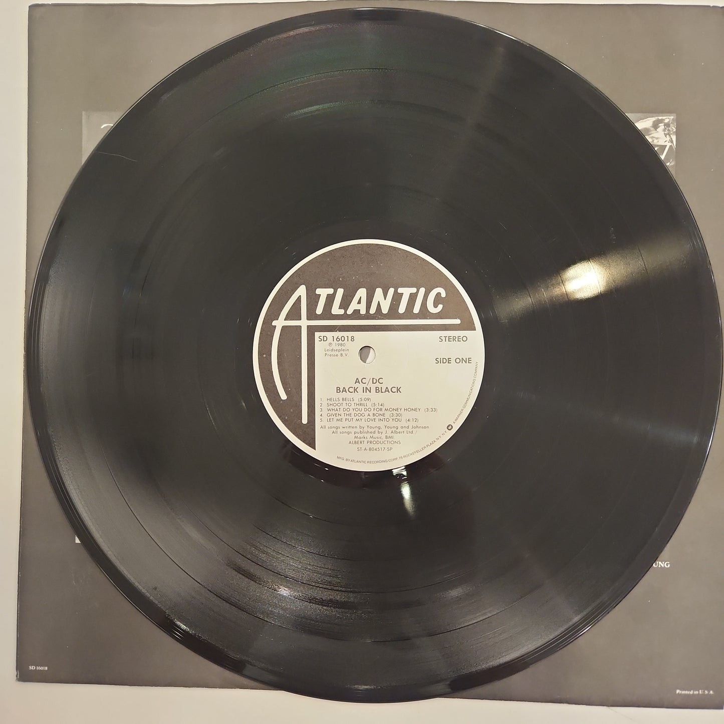 AC/DC - Back In Black (S)