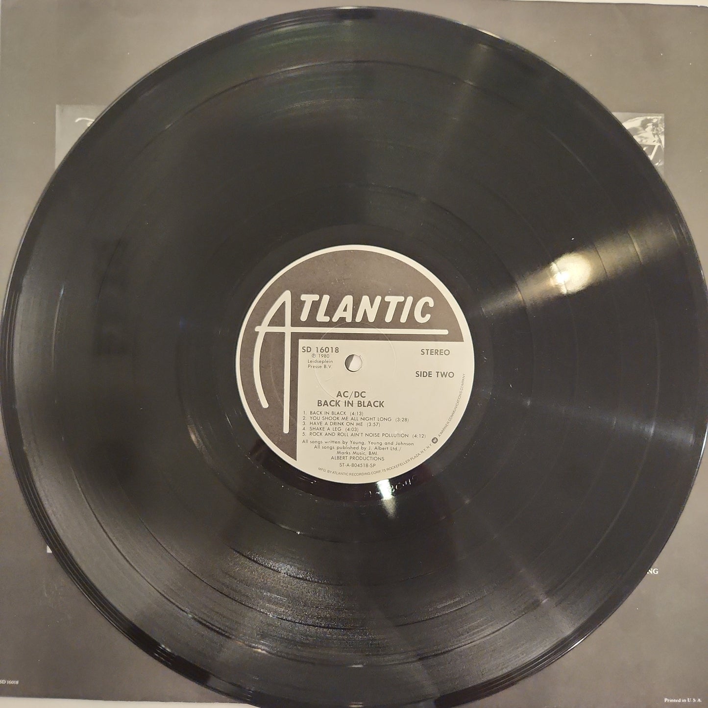 AC/DC - Back In Black (S)