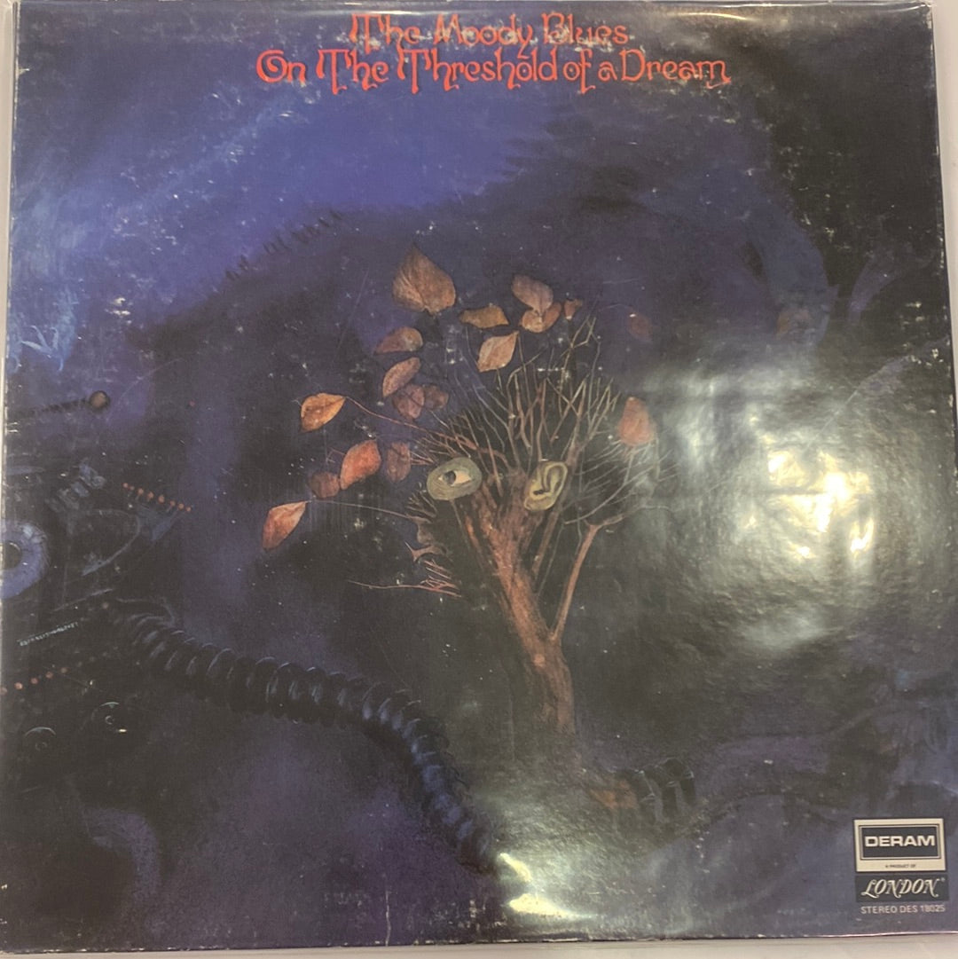 The Moody Blues - On the Threshold of a Dream - Booklet 2