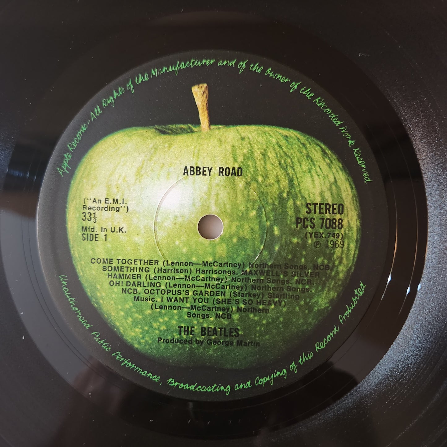 The Beatles - Abbey Road **Misaligned Apple** (ZAG)