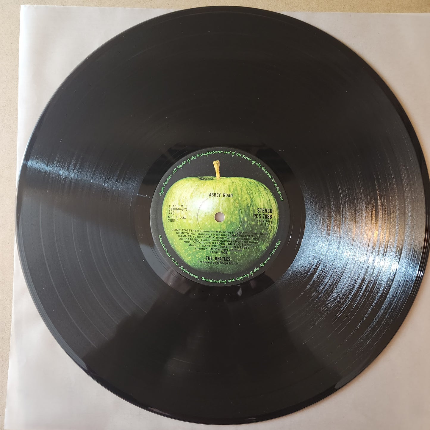 The Beatles - Abbey Road **Misaligned Apple** (ZAG)