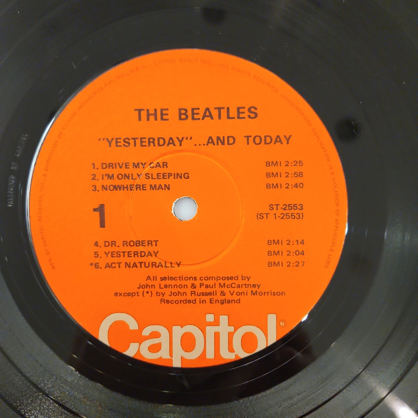 The Beatles - Yesterday And Today (D13)